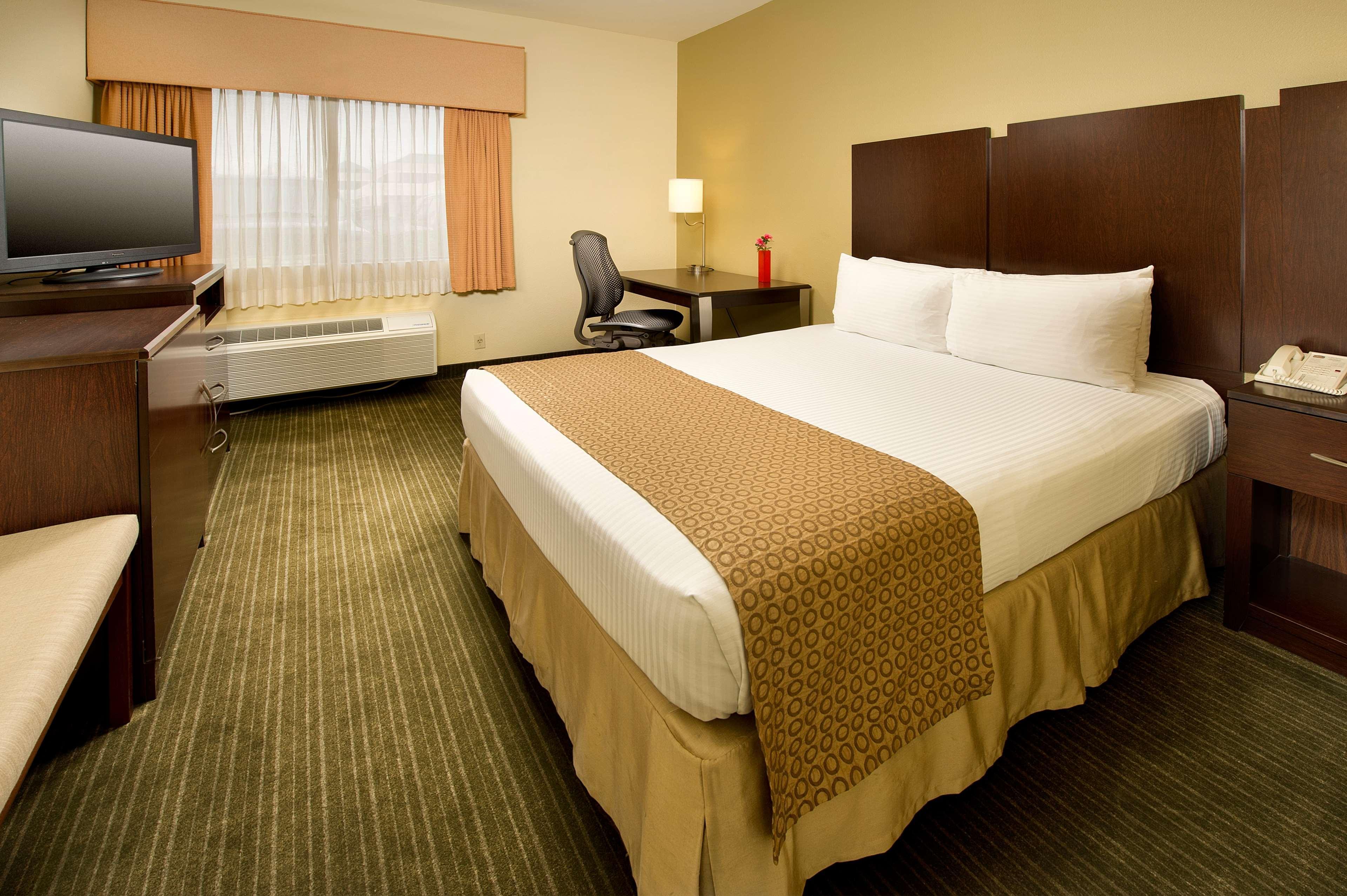 Best Western Plus Plaza By The Green Kent Luaran gambar