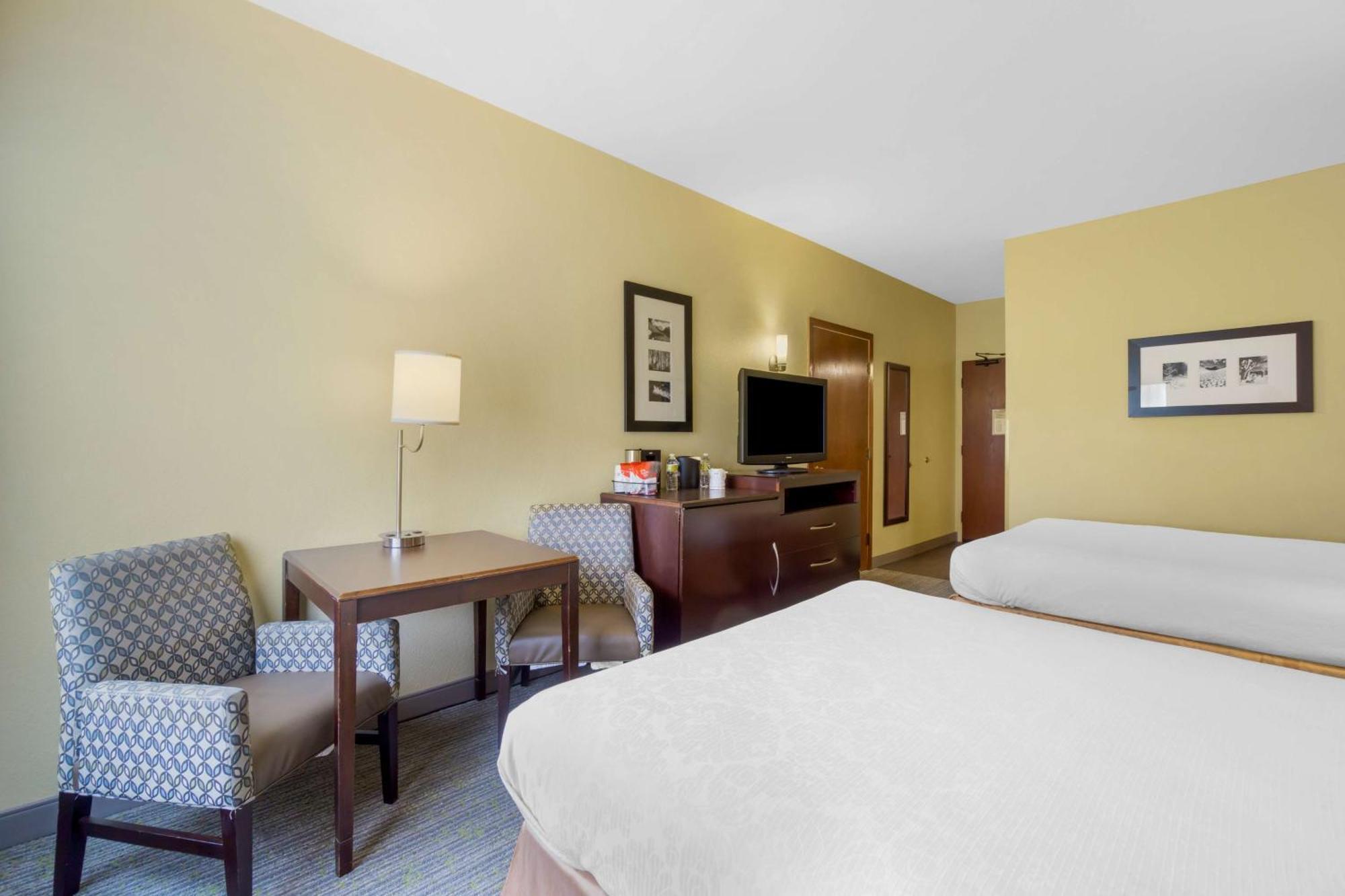 Best Western Plus Plaza By The Green Kent Luaran gambar