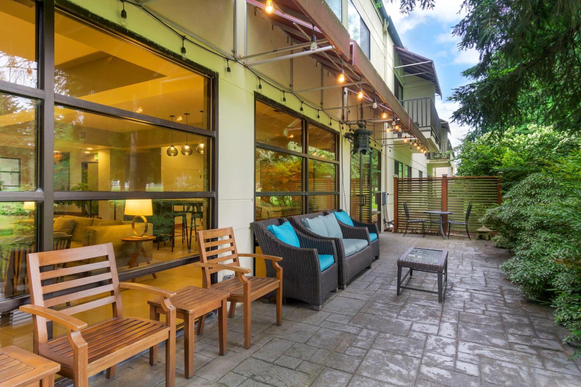 Best Western Plus Plaza By The Green Kent Luaran gambar