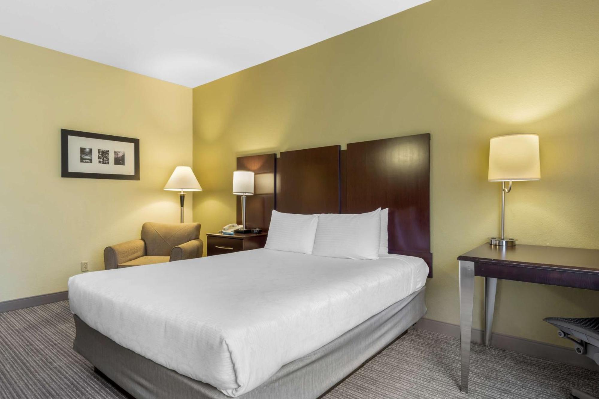 Best Western Plus Plaza By The Green Kent Luaran gambar
