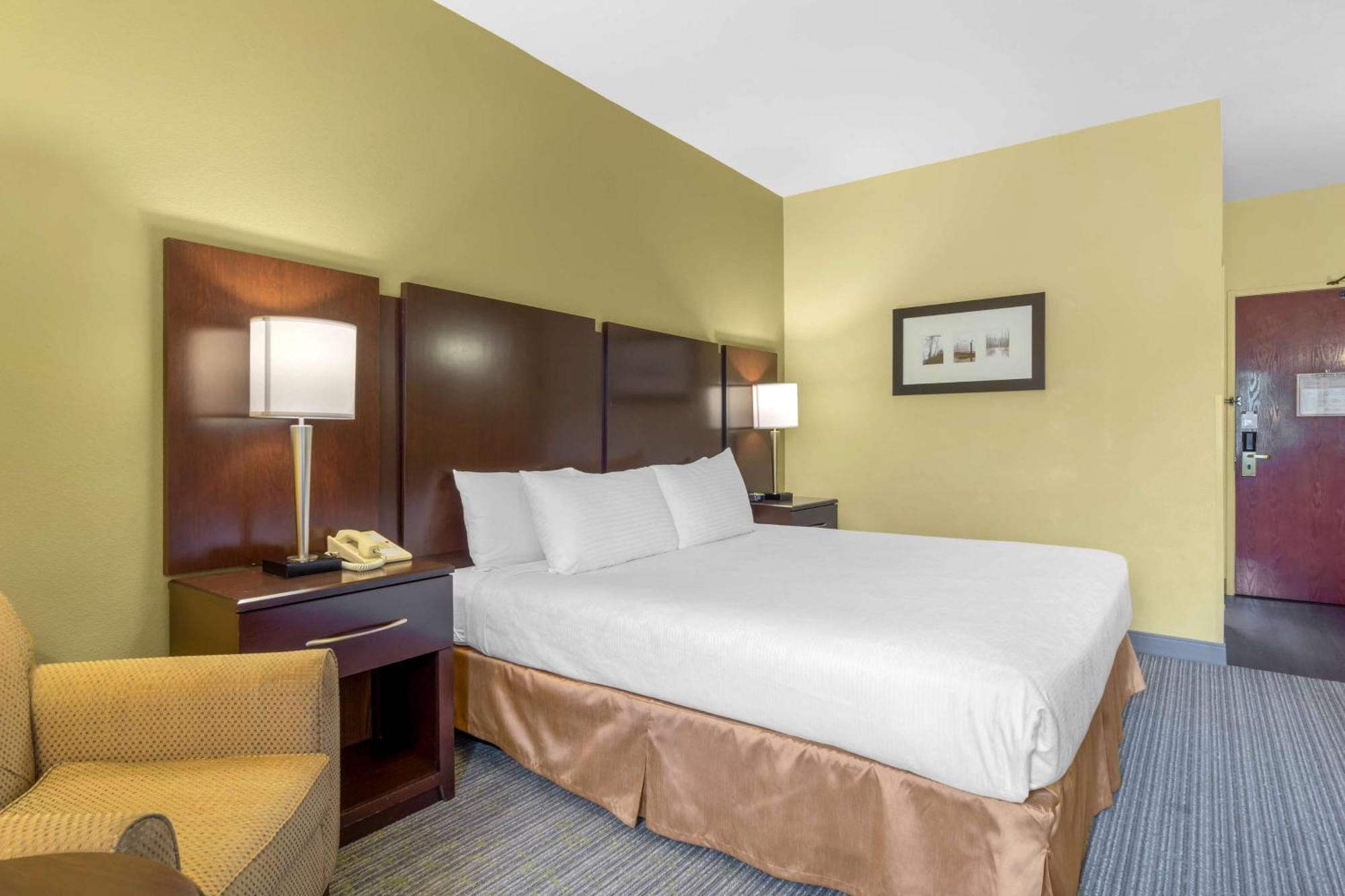 Best Western Plus Plaza By The Green Kent Luaran gambar